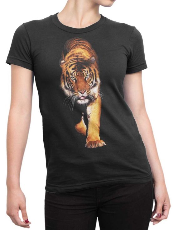 0258 Tiger T Shirt Walk Front Woman